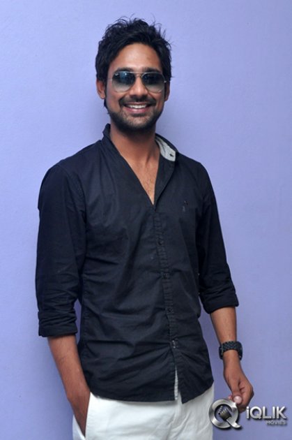 Nuvvala-Nenila-Movie-Show-Press-Meet